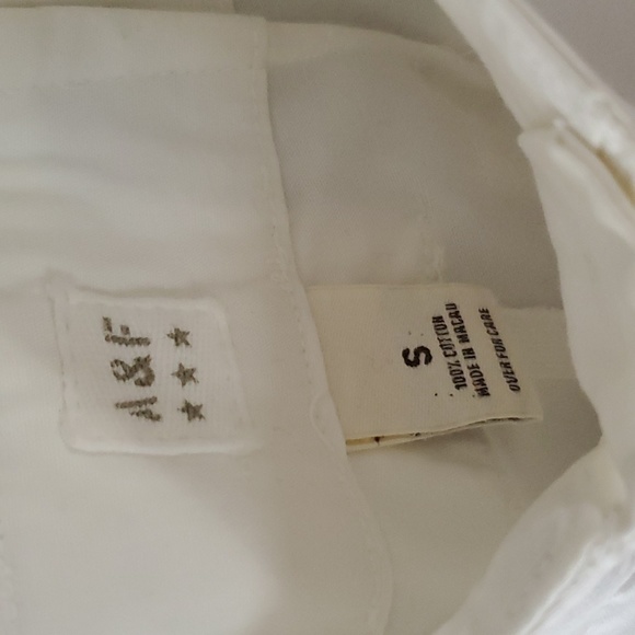 A&F (Abercrombie & Fitch) white 100% cotton wide leg cargos - Picture 2 of 11